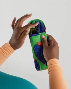 Baggu Puffy Glasses Sleeve - Electric Strawberry Accessories