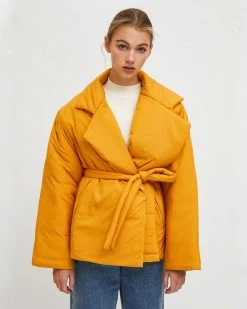 Compañía Fantástica Clothing Tie Waist Puffy Coat - Mustard