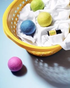 Ban.do X Friendsheep Living Dryer Ball + Essential Oil Set