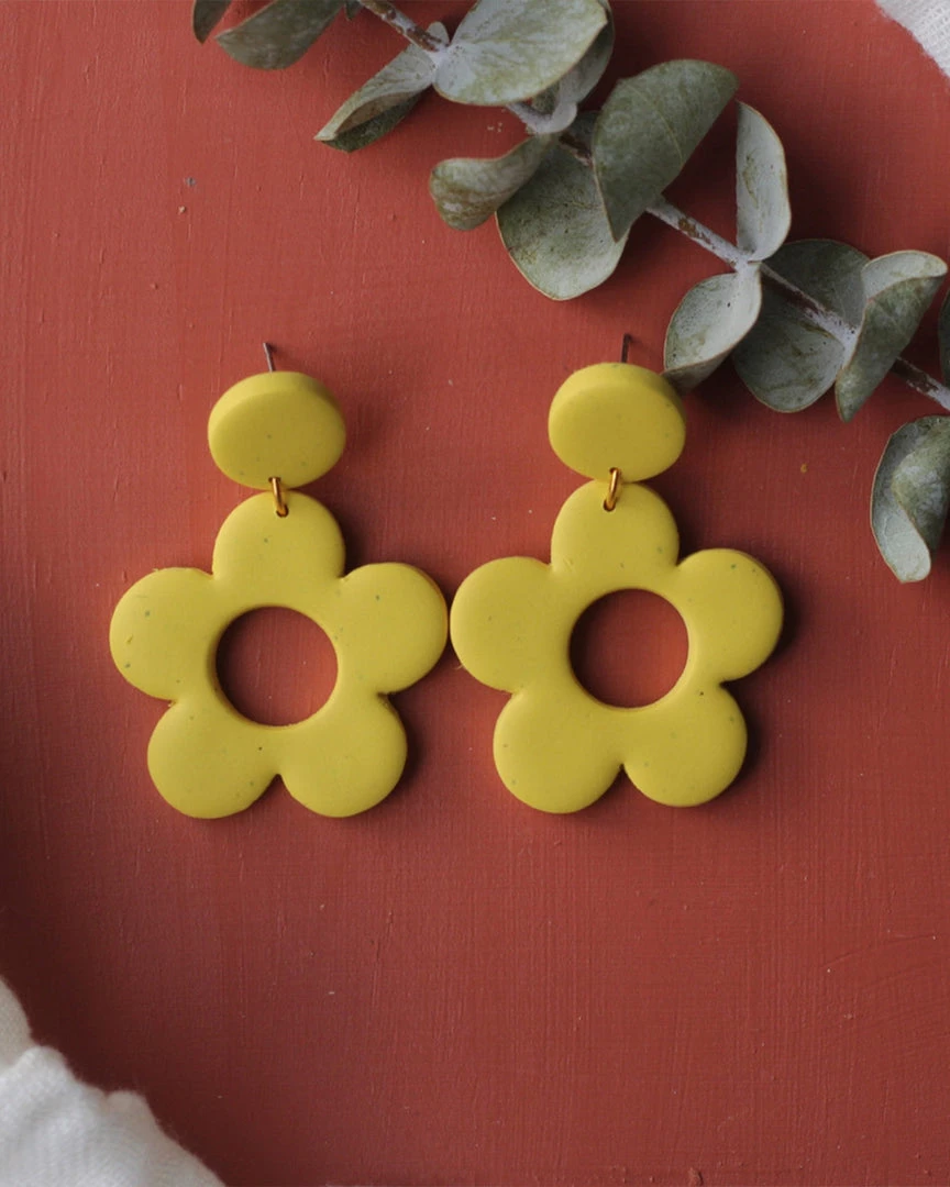 Simply Perla Daisy Earrings - Yellow 2 Simply Perla Daisy Earrings - Yellow