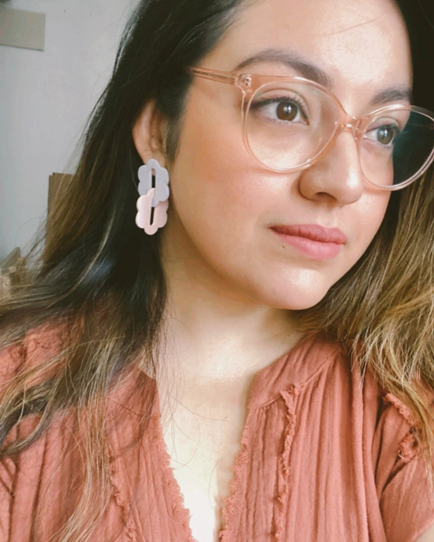 Simply Perla Daisy Link Earrings - Lavender Accessories 2 Simply Perla Daisy Link Earrings - Lavender Accessories