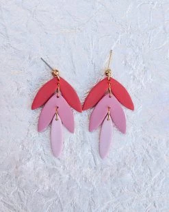 Simply Perla Love Leaves Earrings