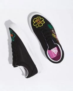 Vans Cultivate Care Old Skool Accessories