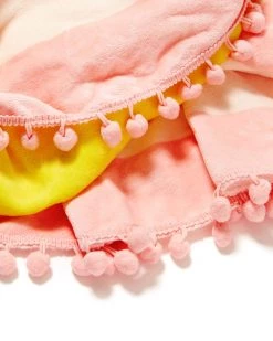 Ban.do Giant Daisy Towel - Daisy